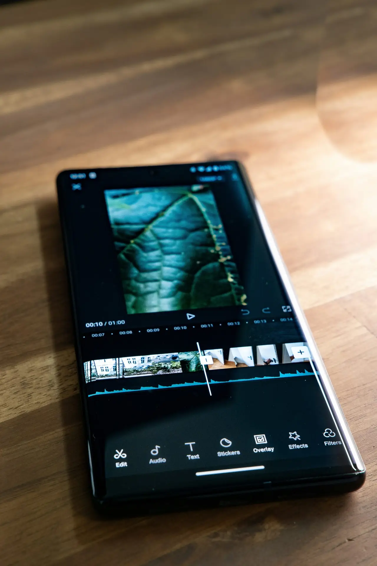 AI Guide: How to Use AI for Video Editing in 2025